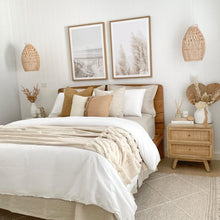 Load image into Gallery viewer, Oatmeal Linen Pillowcases Pair
